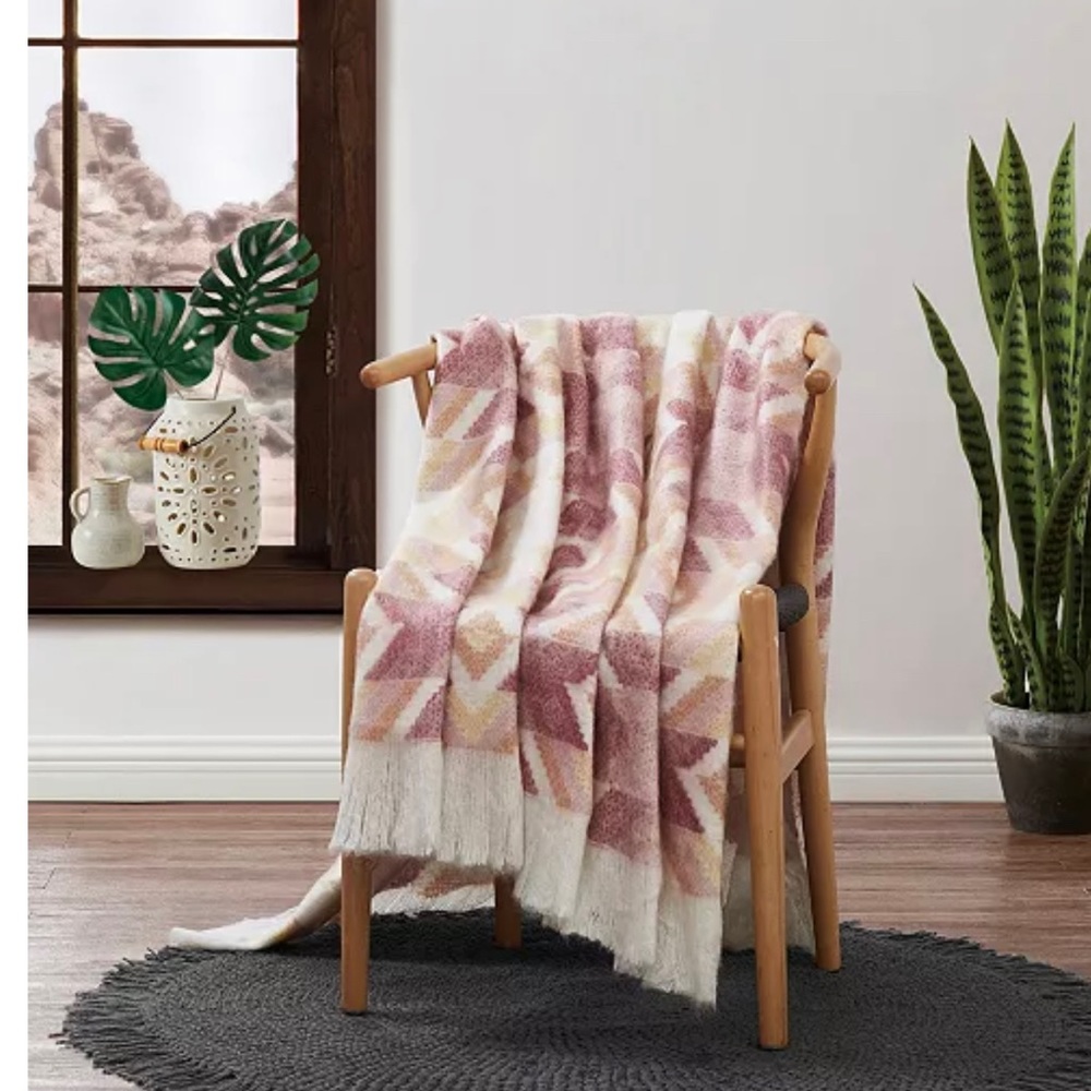 FRYE MOHAIR THROW BEDDING BNWTS $100